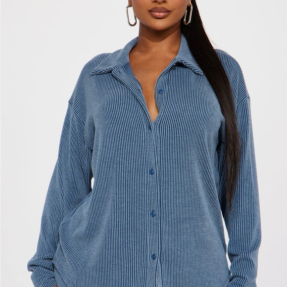 Two piece set - Picture 3 of 3